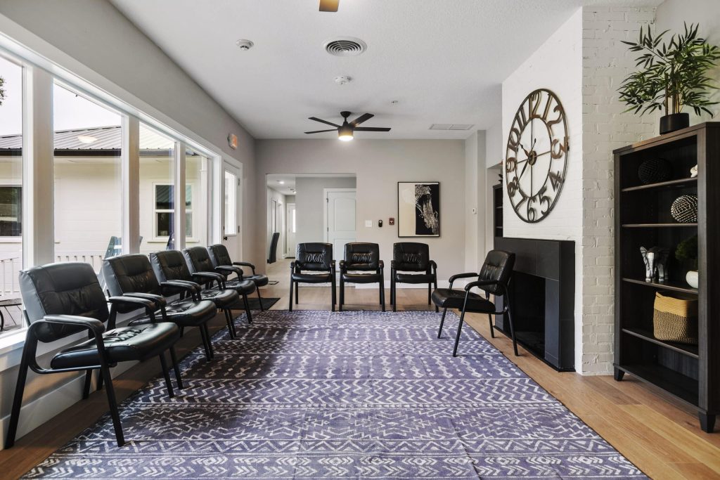 detox-rehab-treatment-center